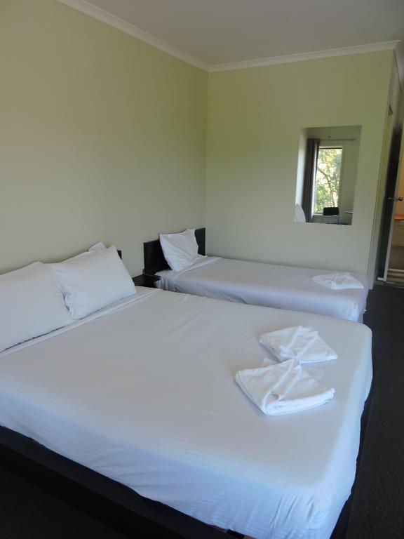 Town & Country Motel Nerang Zimmer foto